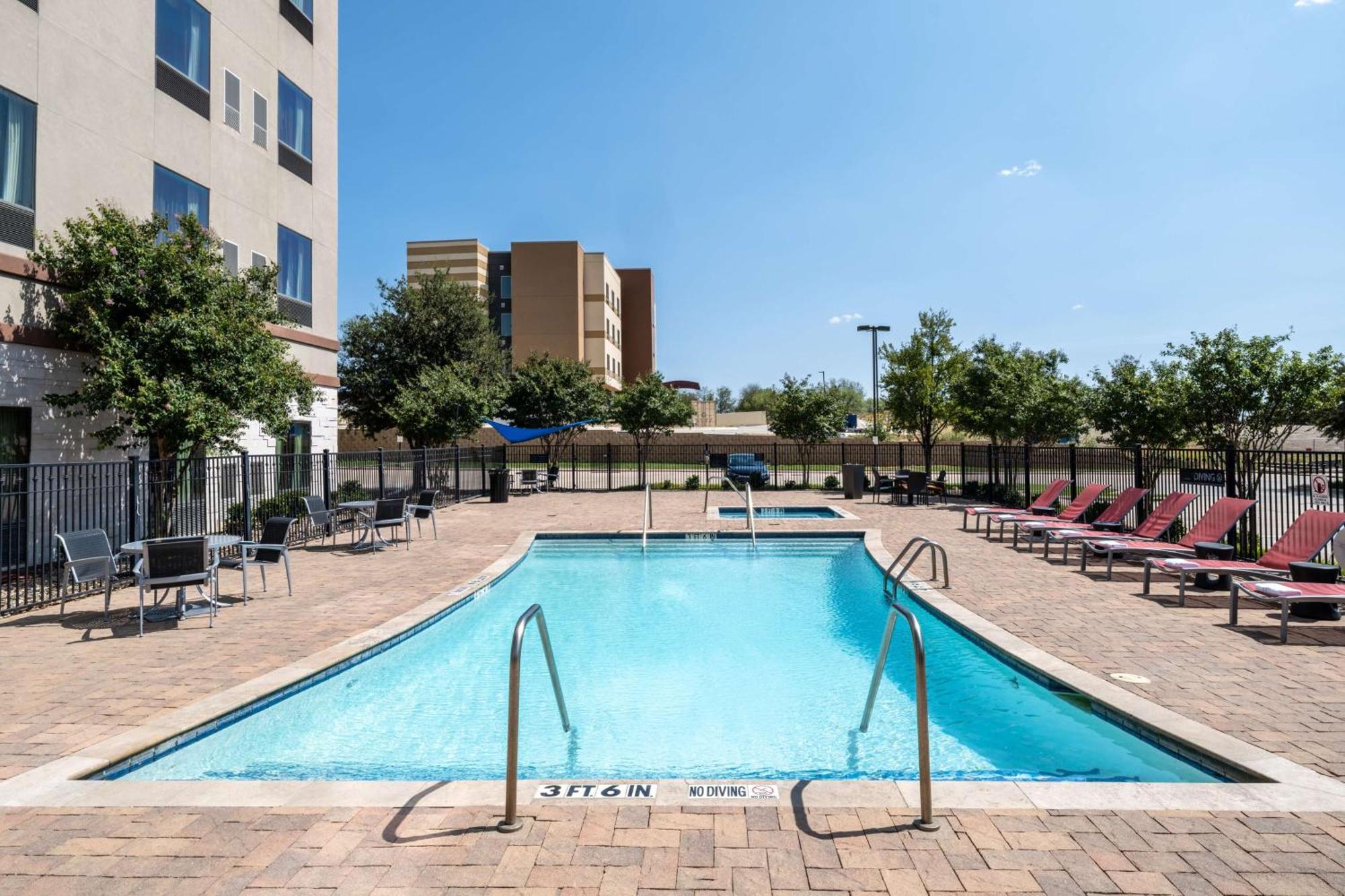 Hilton Garden Inn Ft Worth Alliance Airport Roanoke Eksteriør bilde